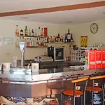 De Hotel *