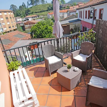 Hotel De *